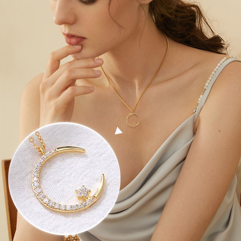 The White Night Moonlight Necklace