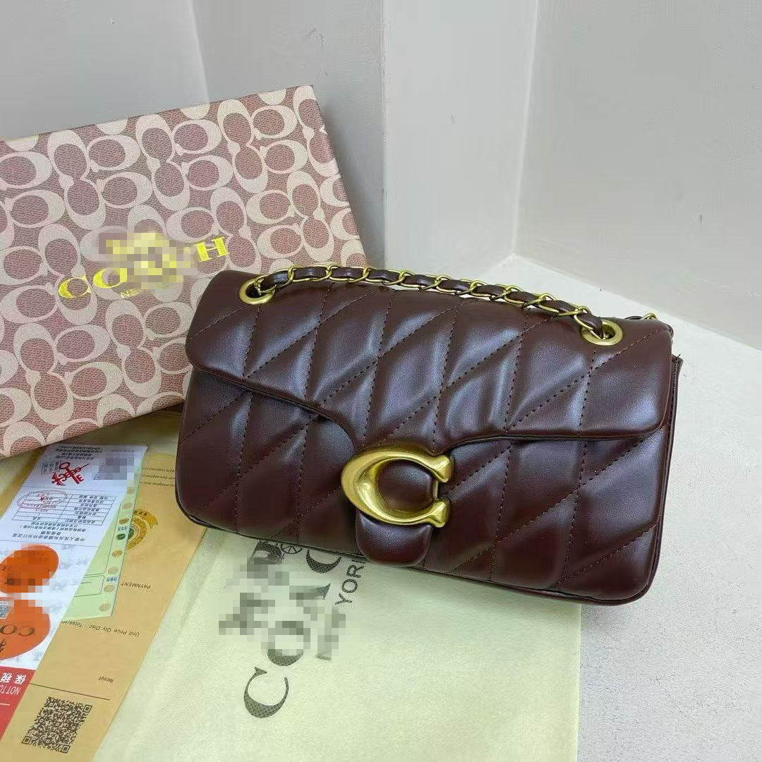 BlushLuxe™ - Quilted Chain Bag