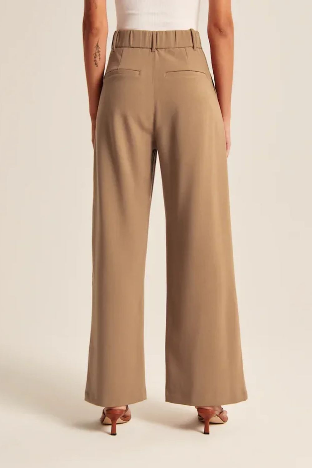 WideFlow™ Pleated Trousers